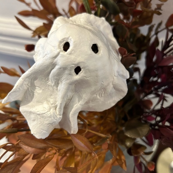 Handmade Clay Ghost Ornament/ LED tea light cover - Picture 3 of 4